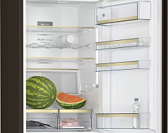 Двухкамерный холодильник Bosch KGN39AD31R Двухкамерный холодильник Bosch KGN39AD31R