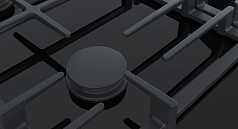 Газовая варочная панель Bosch PRP6A6D70R на 4 конфорки, шириной 60.6 см, черный