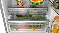 Двухкамерный холодильник Bosch KGN49AIBT