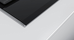 Газовая варочная панель Bosch PRR7A6D70 на 5 конфорки, шириной 75 см, черный