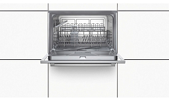 Встраиваемая компактная посудомоечная машина Bosch SKE 52M55 RU
