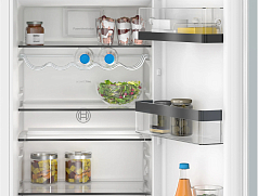 Встраиваемый однокамерный холодильник Bosch KIL82SDD0