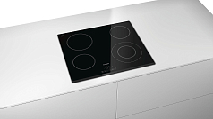 Электрическая варочная панель Bosch PKF631B17E на 4 конфорки, шириной 59.2 см, черный Электрическая варочная панель Bosch PKF631B17E на 4 конфорки, шириной 59.2 см, черный